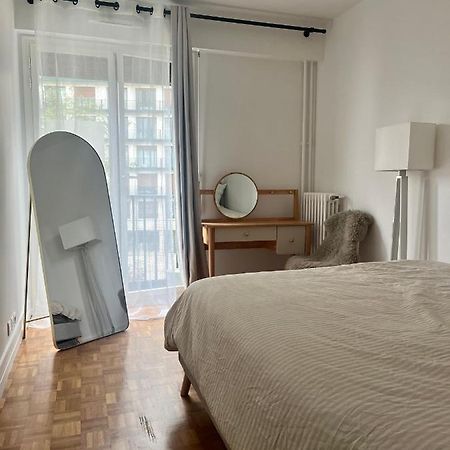 باريس Modern Apartment Near The Eiffel Tower, 45M المظهر الخارجي الصورة