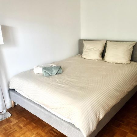 باريس Modern Apartment Near The Eiffel Tower, 45M المظهر الخارجي الصورة