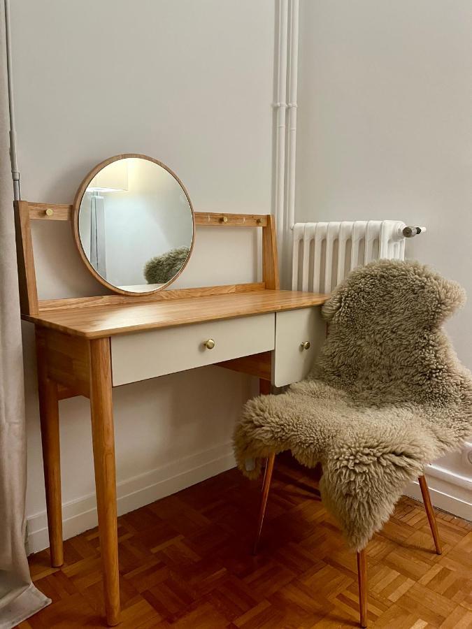 باريس Modern Apartment Near The Eiffel Tower, 45M المظهر الخارجي الصورة